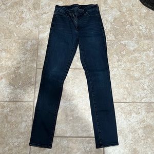 Lucky 🍀 jeans size 4/27